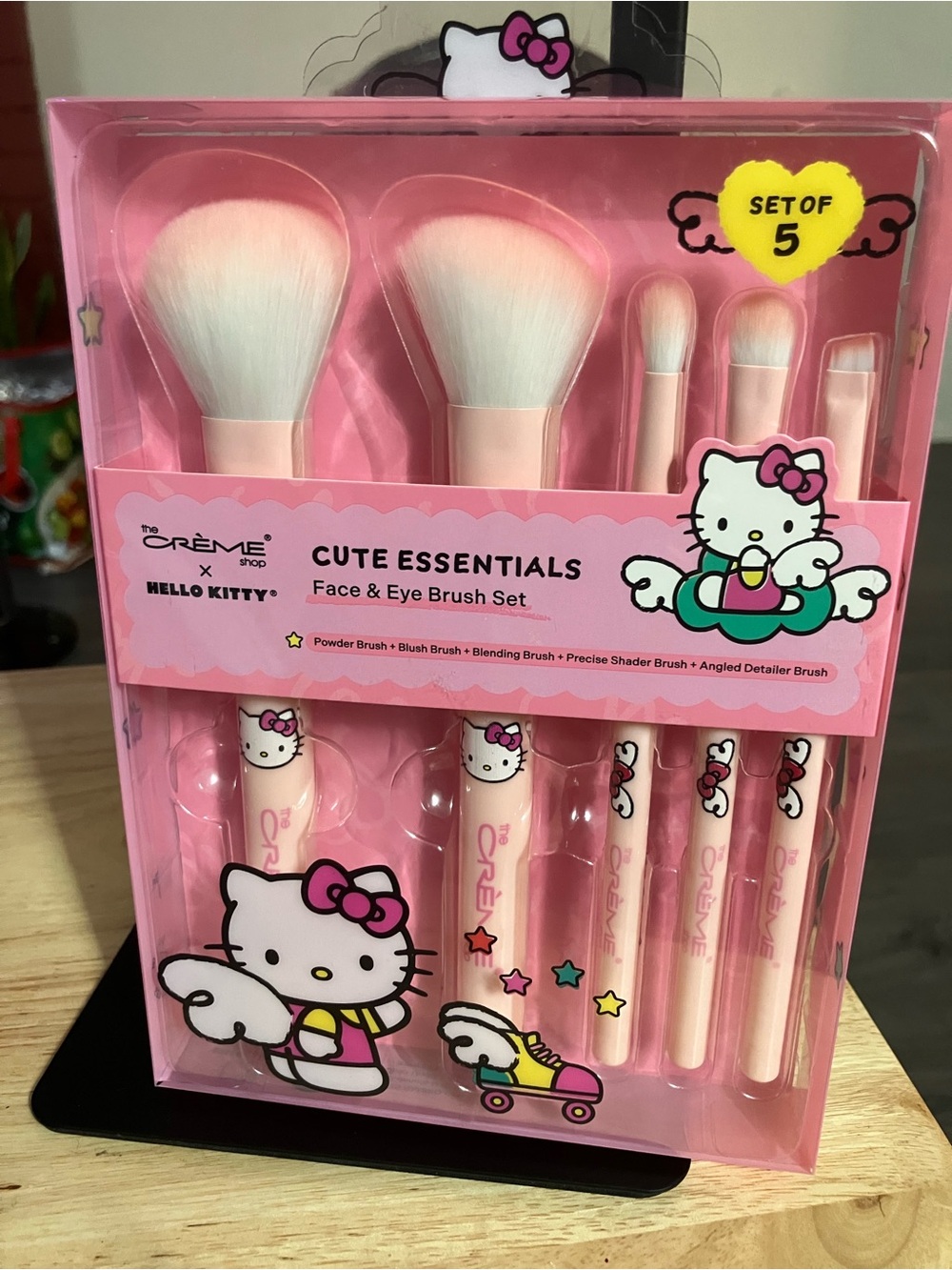 Hello Kitty x The Crème Shop Pink Face & Eye Brush Set - 5 Piece Cute Essentials